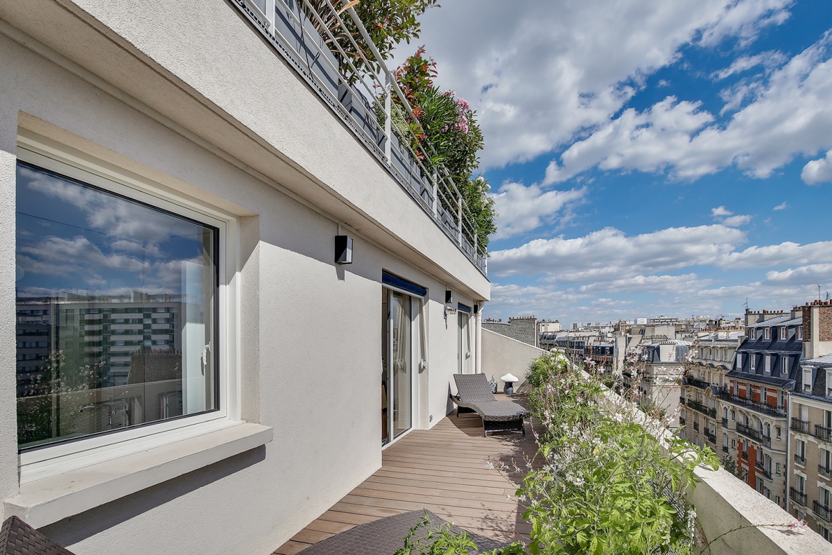 Ramnagement d'un appartement  Paris et cration d'un rooftop : creation terrasse paysager