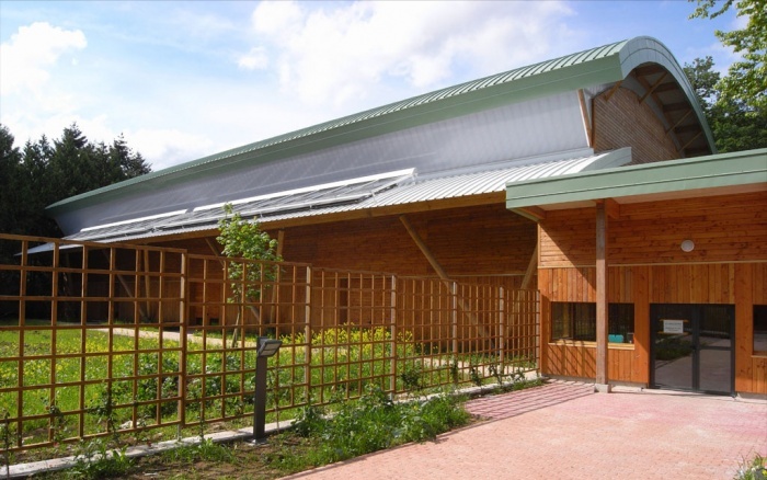 Construction d'une salle de gymnase au lycée en forêt à Montargis (45)