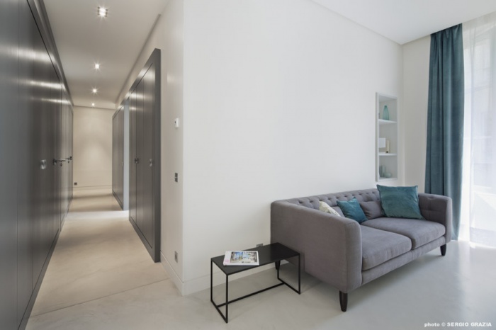 Appartement contemporain  Saint Germain des Prs : Circulation vers chambres