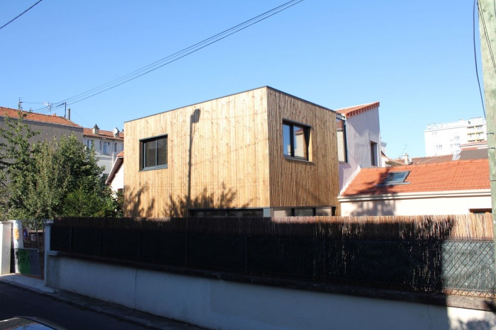 Rnovation et extension de maison, construction  ossature bois : 08_depuis la rue.JPG